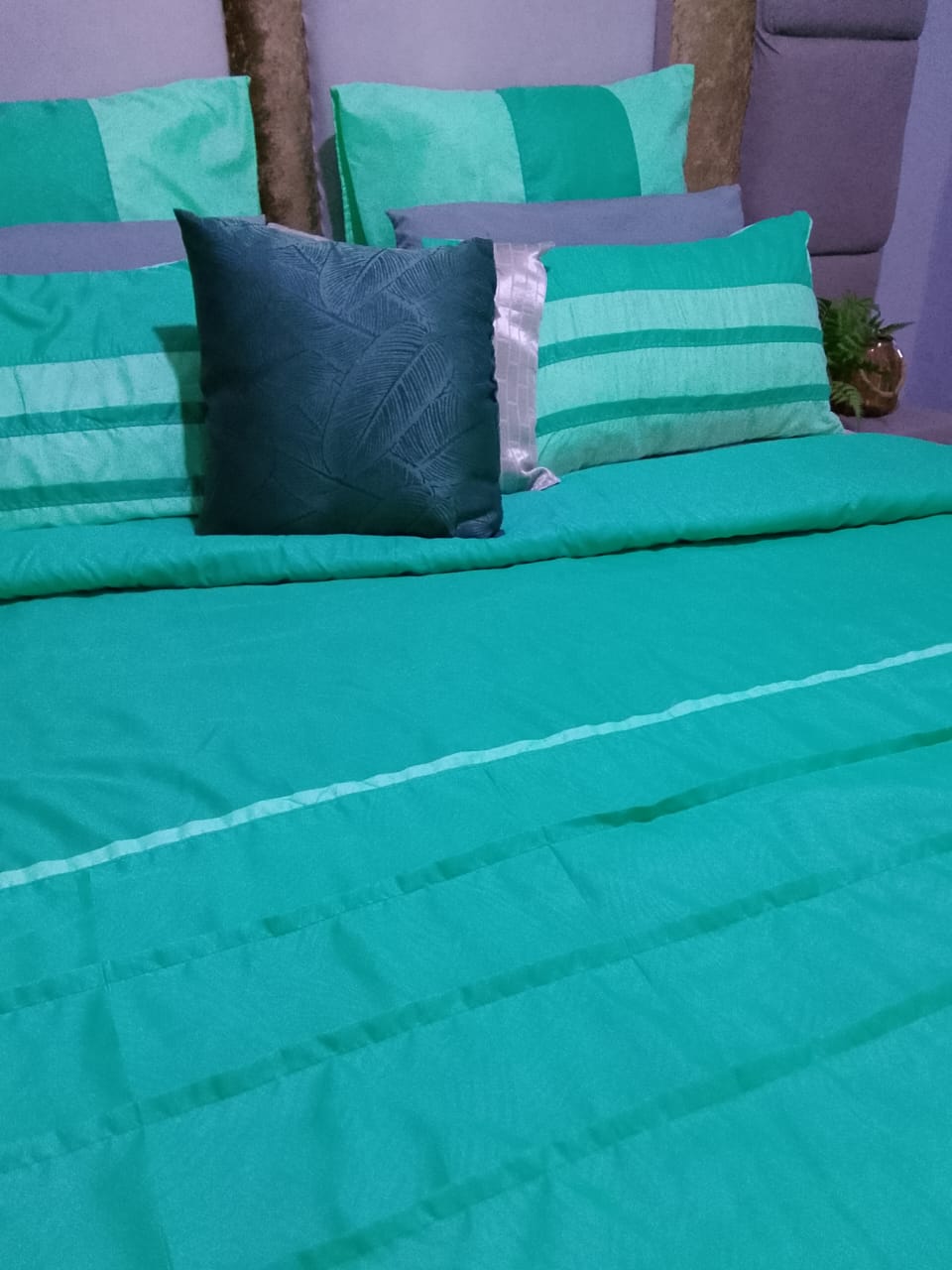Luxury Teal Bedding Comforter Set